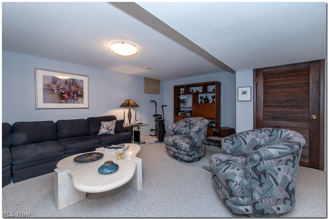 Richmond Place Condominium - Residential