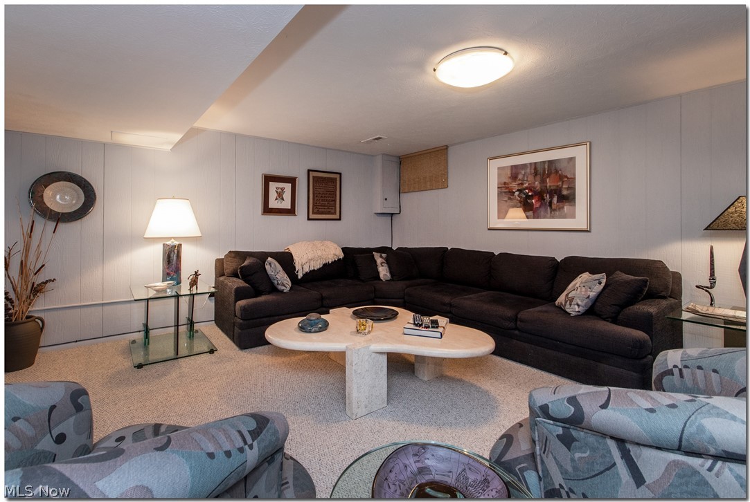 Richmond Place Condominium - Residential