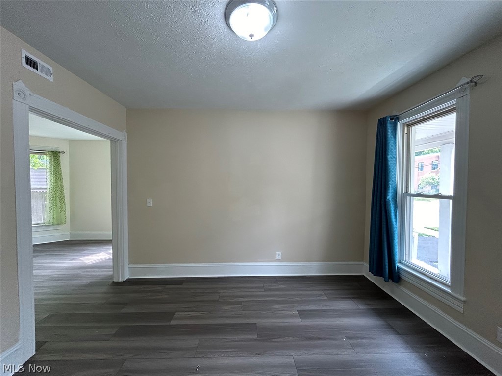 C L Jones - Residential Lease