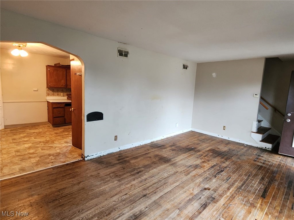 21201 Morris Avenue, Euclid, Ohio image 2