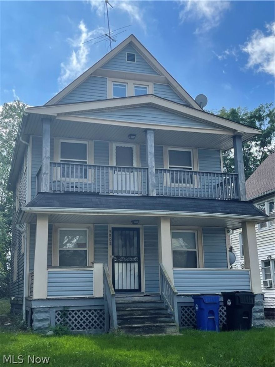 This home is for the investor who is open to doing a complete rehab.  Each unit has 2 bedrooms and 1 bath.  The home is being sold AS IS. There is great potential for rental income or to fix and flip.  When viewing, please dress appropriately and proceed with caution.