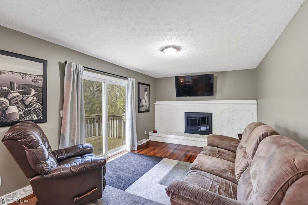 Deisz Sub - Residential