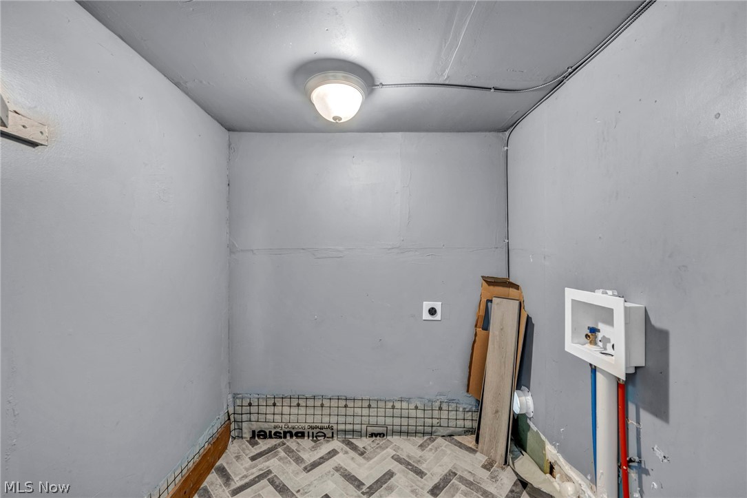 East Ave - Residential Income