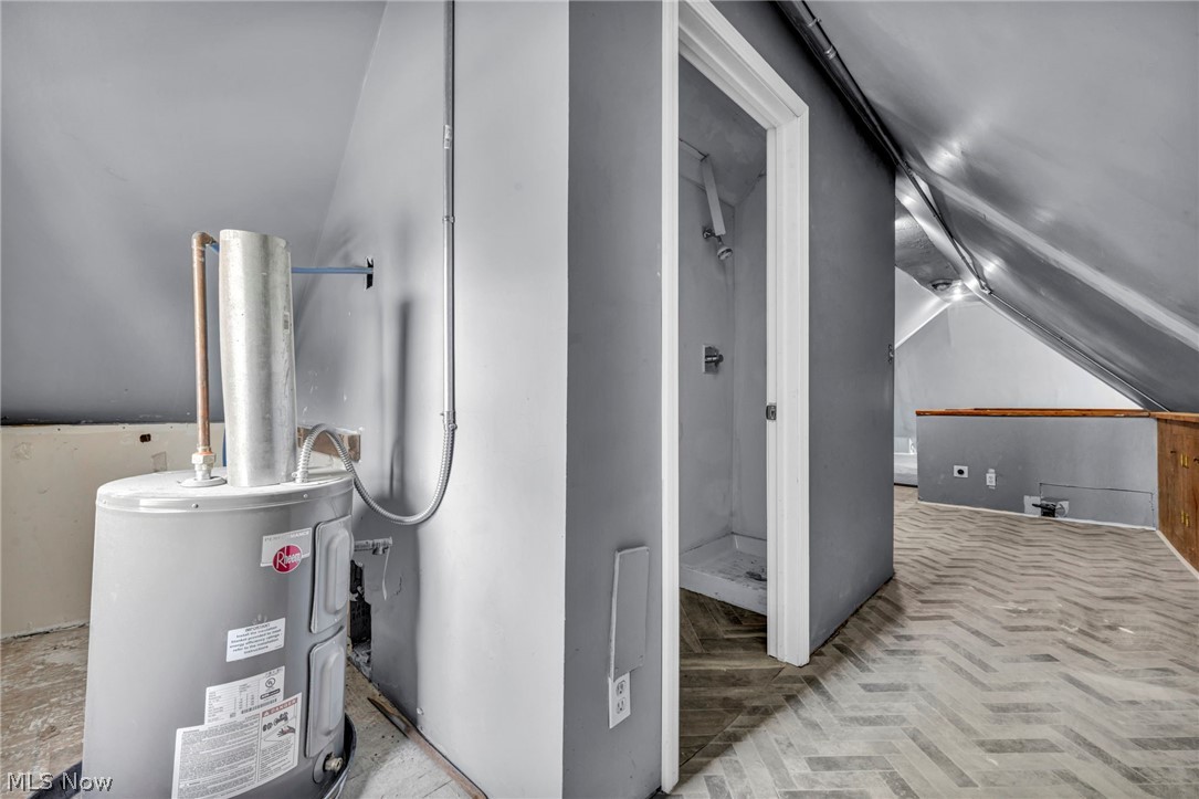 East Ave - Residential Income