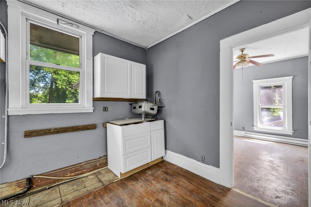 East Ave - Residential Income