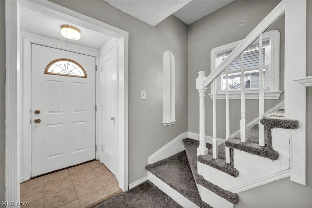 Photo of 22601 Ivan Avenue, Euclid, OH 44123 (MLS # 5211431)