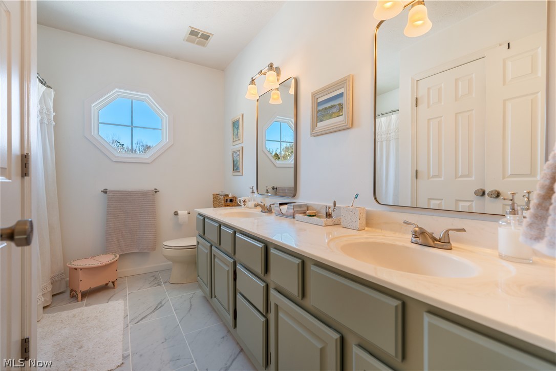 Amesbury Hills - Residential