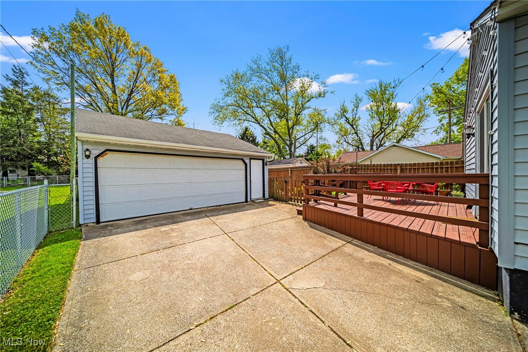 261 E 214th Street, Euclid, Ohio image 36