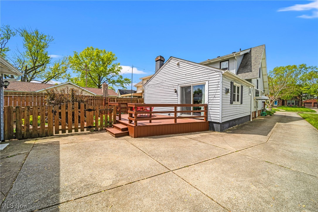 261 E 214th Street, Euclid, Ohio image 35