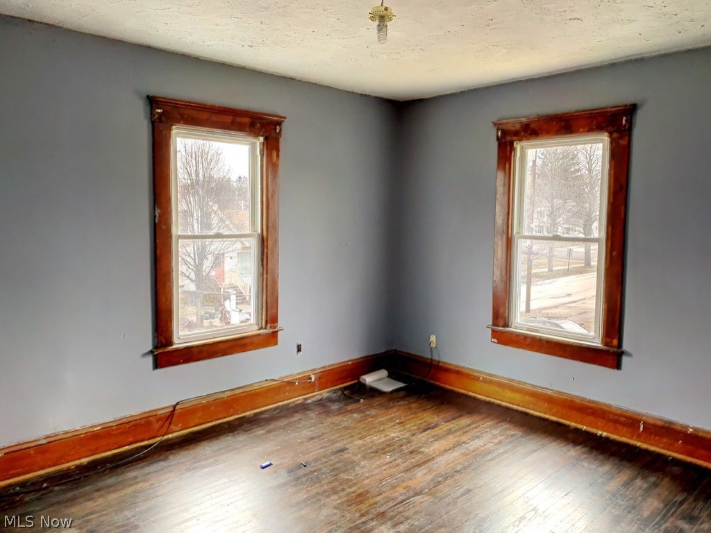 Ravenna Bldg Co - Residential