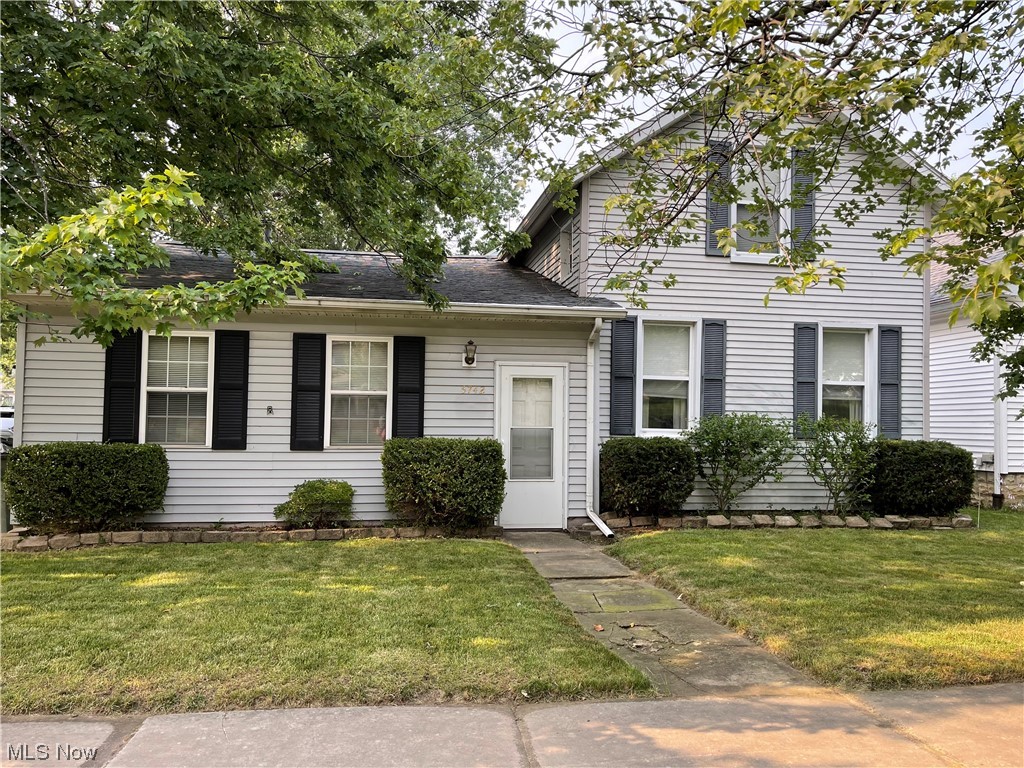 Don't miss out on this well maintained 2 bedroom/1 bath home located in Vermilion only a short walk or golf cart ride to downtown dining, stores, entertainment & the beach. Situated on a corner lot w/great curb appeal. On the first floor the lovely eat in kitchen, dining room, family room, full bath & extra room that leads onto a private patio. Walk upstairs to the two nice sized bedrooms with nice sized closets and extra storage. This easy to maintain home will make a lovely personal home, vacation home, rental or AirBNB. Bring your ideas & personal touches to make it your own.
More information & Pictures to come.