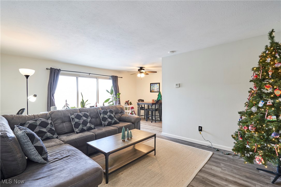 Garage Sp #71 - Residential