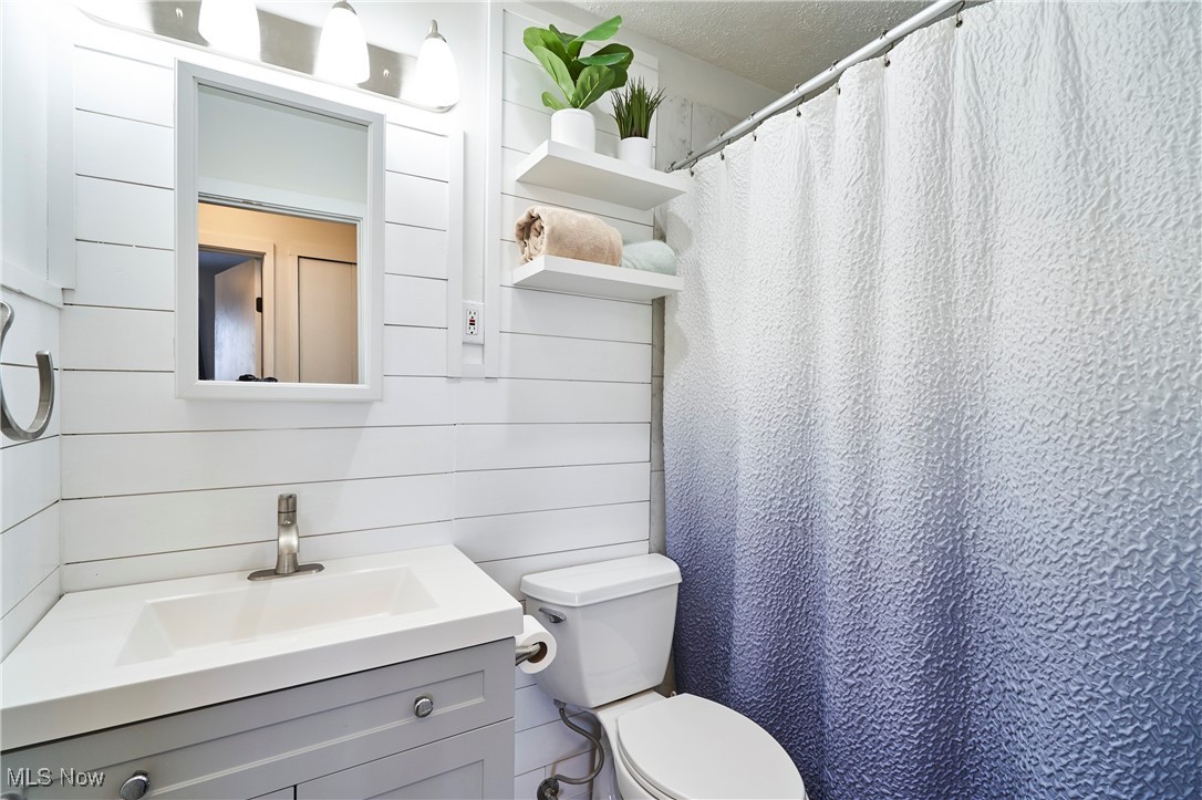 Garage Sp #71 - Residential