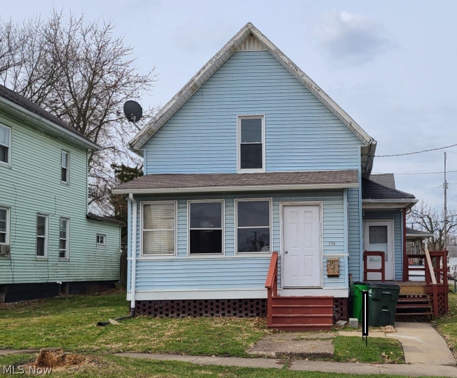 Main image without alt text