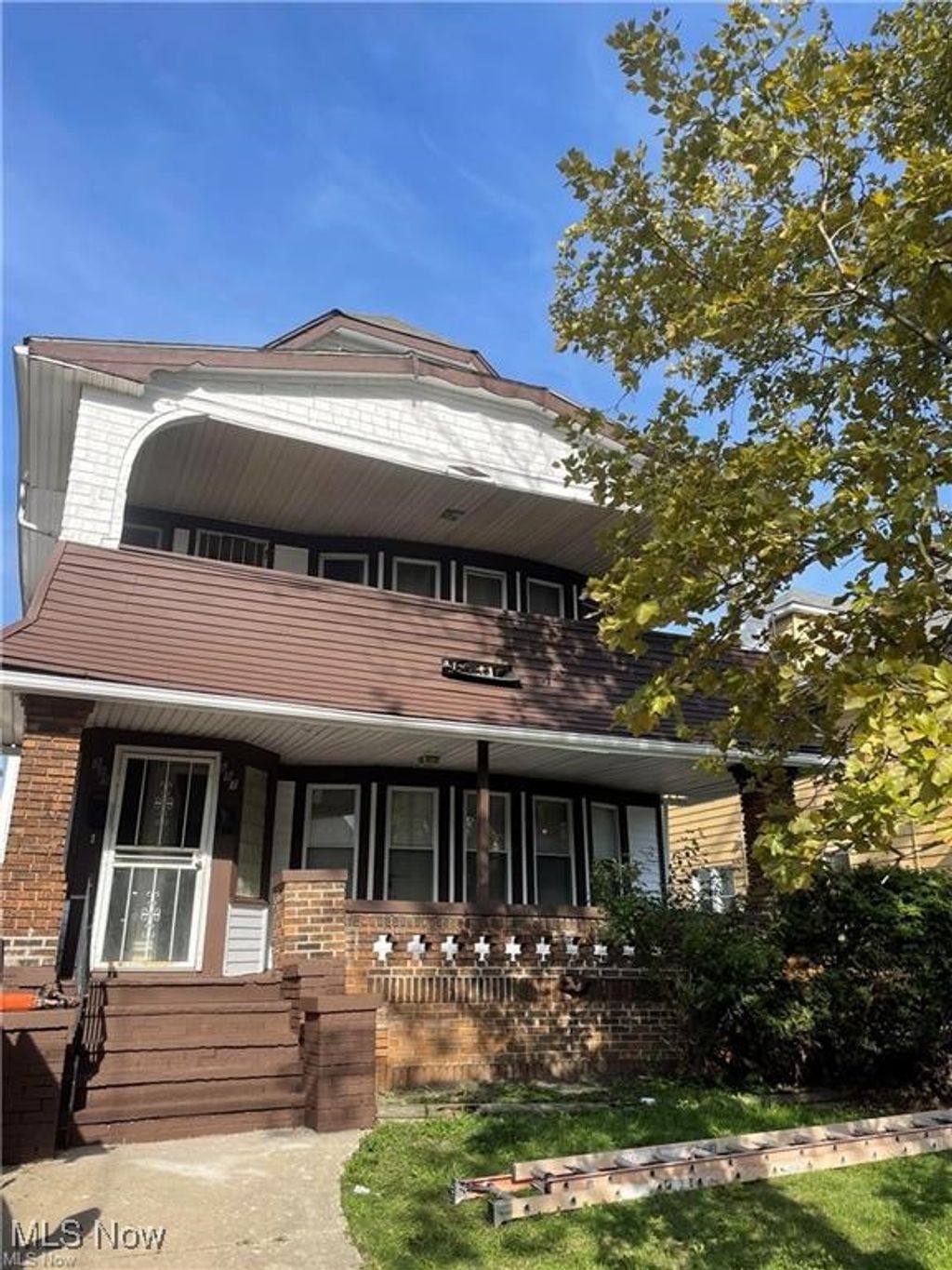 Photo of 885 Eddy Road, Cleveland, OH 44108 (MLS # 5184307)