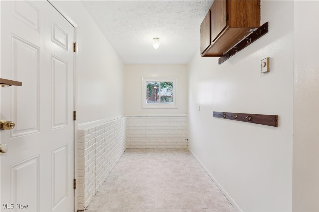 Hollywood Add - Residential