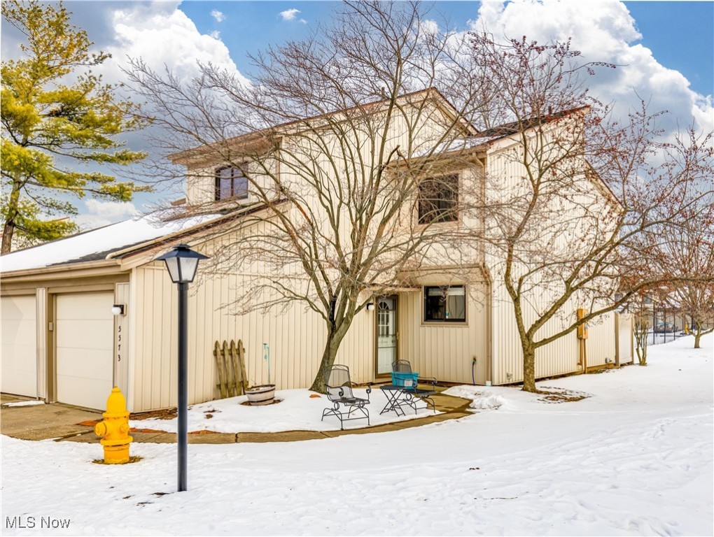 5573 Pipers Court #23, Parma, Ohio image 2