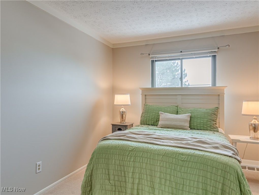 5573 Pipers Court #23, Parma, Ohio image 16