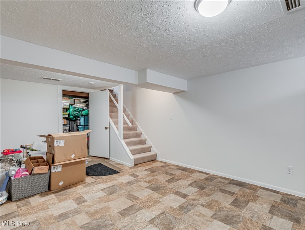 5573 Pipers Court #23, Parma, Ohio image 21
