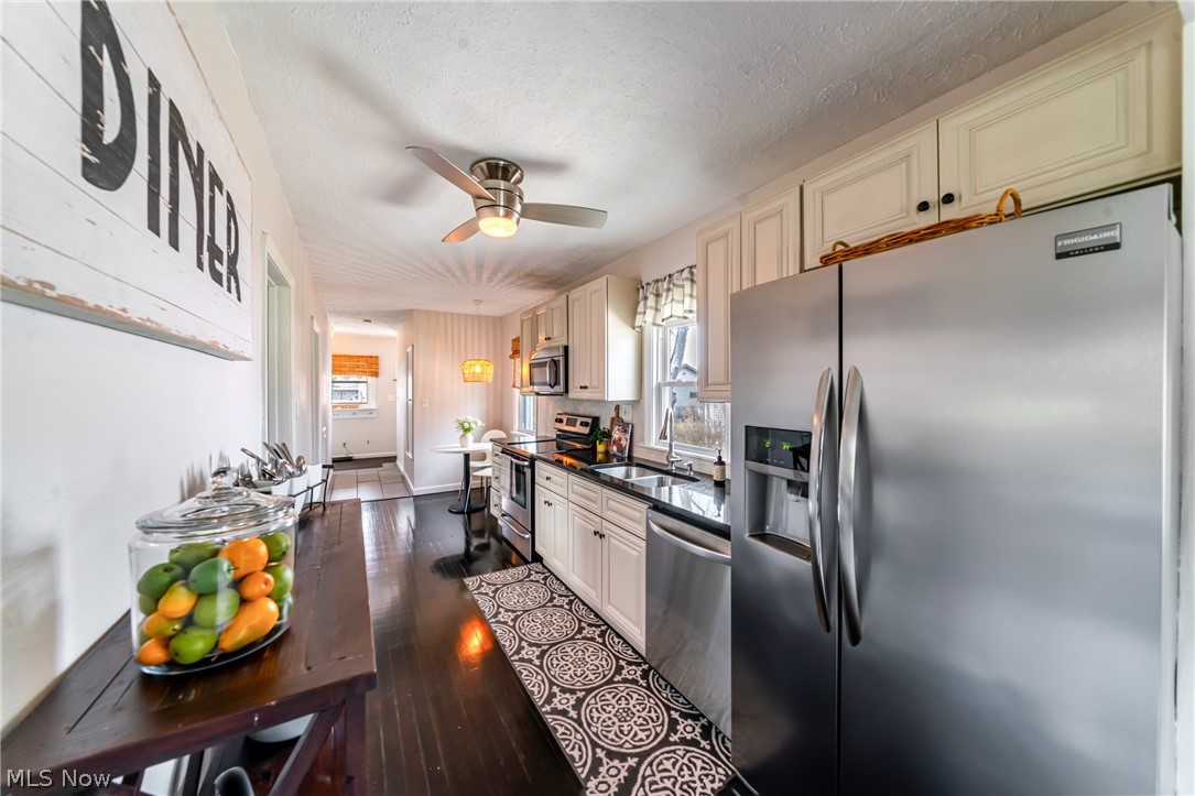 Vineyard Beach - Residential