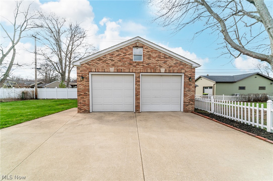 Vineyard Beach - Residential
