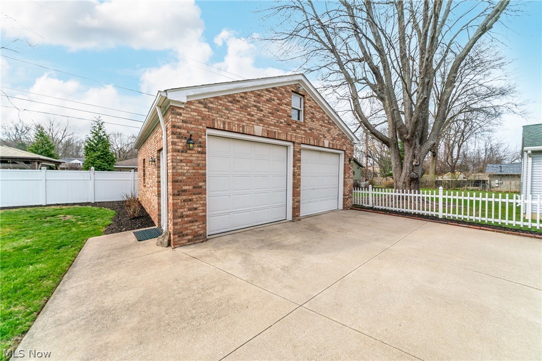 Vineyard Beach - Residential