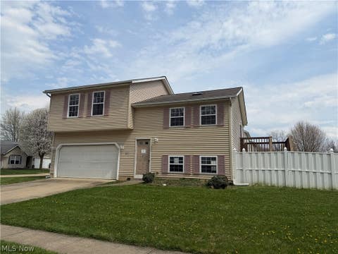 Homes For Sale - 6623 Monroe Lane<br/> North Ridgeville, OH 44039