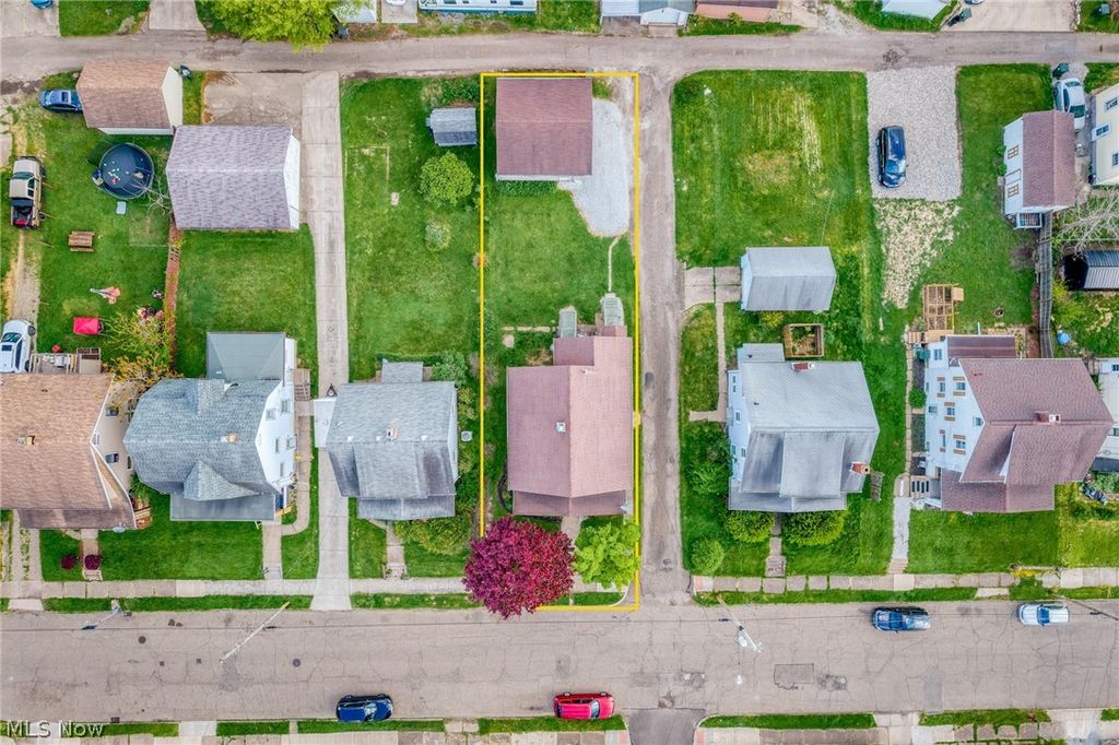 Photo of 2906 7th Street NW, Canton, OH 44708 (MLS # 5207496)