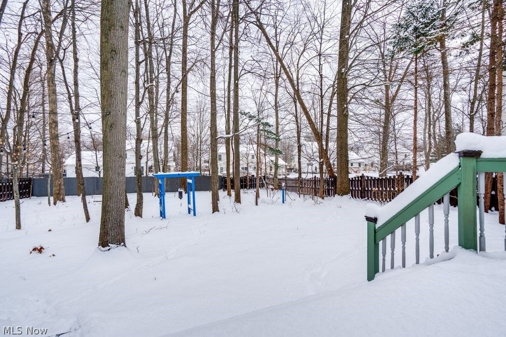 Photo of 1110 Woodglen Circle, Medina, OH 44256 (MLS # 5190029)