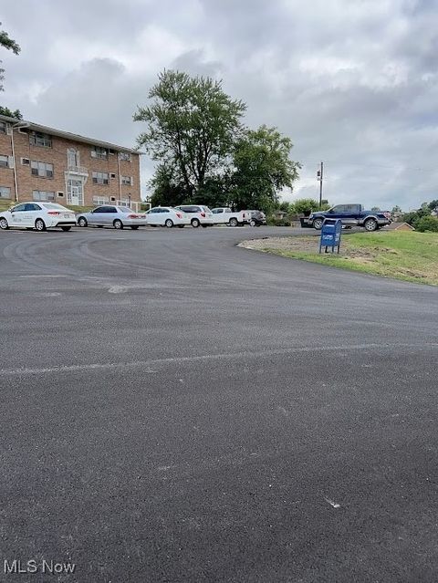 Tiny photo for 407 colonial Drive #47, Steubenville, OH 43952 (MLS # 5179431)