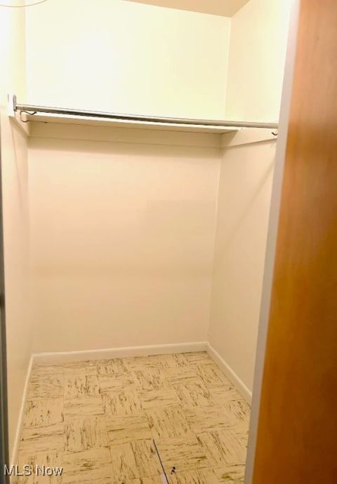 Tiny photo for 407 colonial Drive #47, Steubenville, OH 43952 (MLS # 5179431)