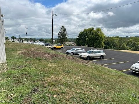 Tiny photo for 407 colonial Drive #47, Steubenville, OH 43952 (MLS # 5179431)