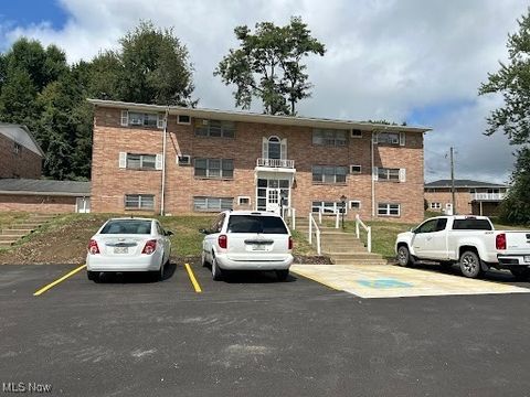 Tiny photo for 407 colonial Drive #47, Steubenville, OH 43952 (MLS # 5179431)