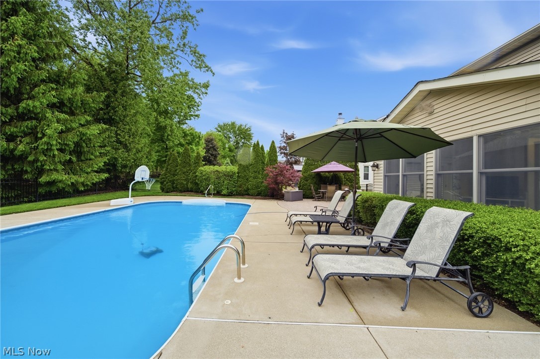 Pine Lakes Village - Residential