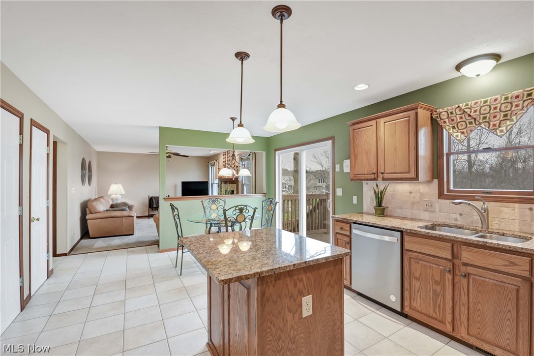 Ashton Woods Estate - Residential