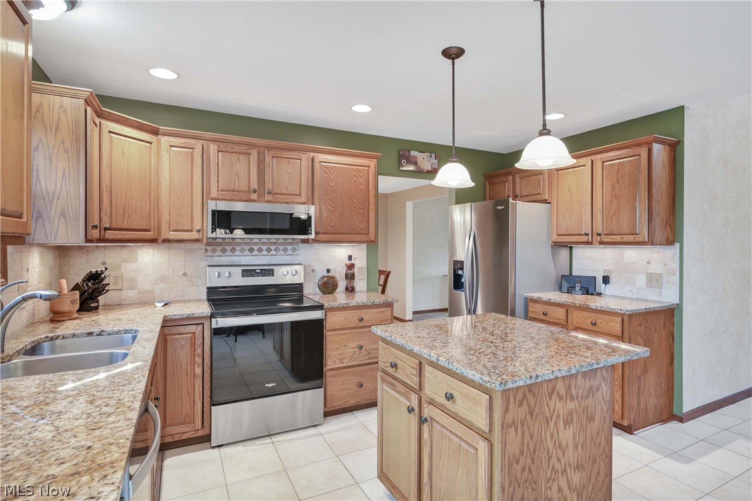 Ashton Woods Estate - Residential