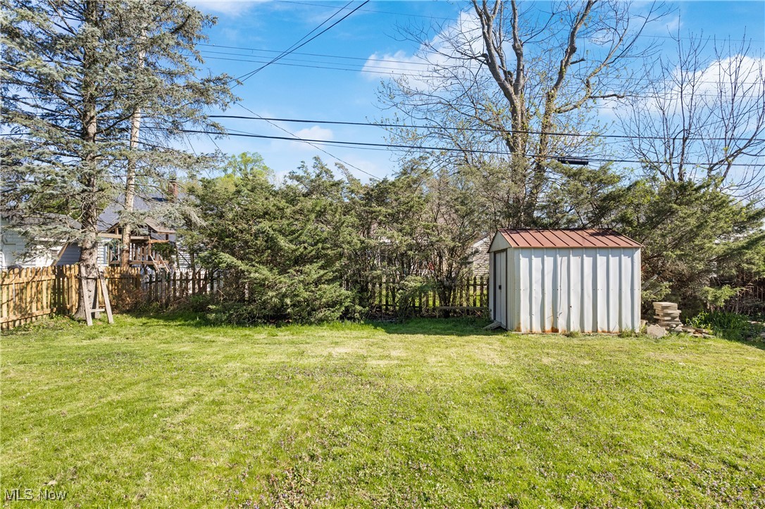 1015 Cornell Drive, Alliance, Ohio image 23
