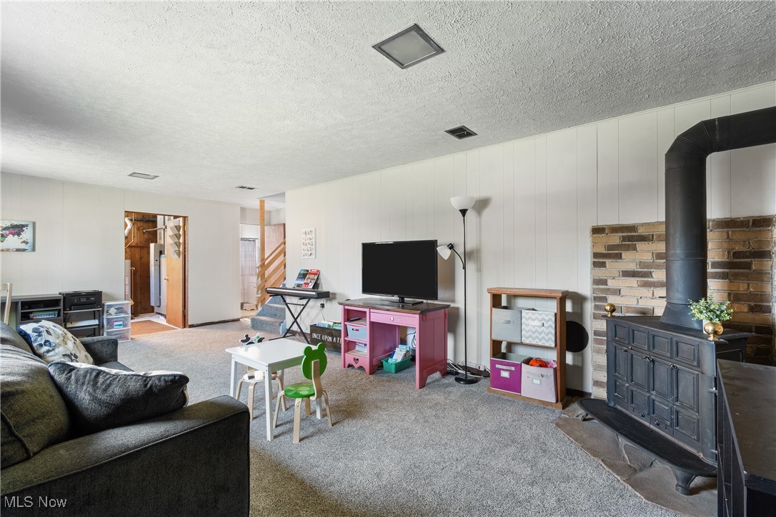 1015 Cornell Drive, Alliance, Ohio image 18