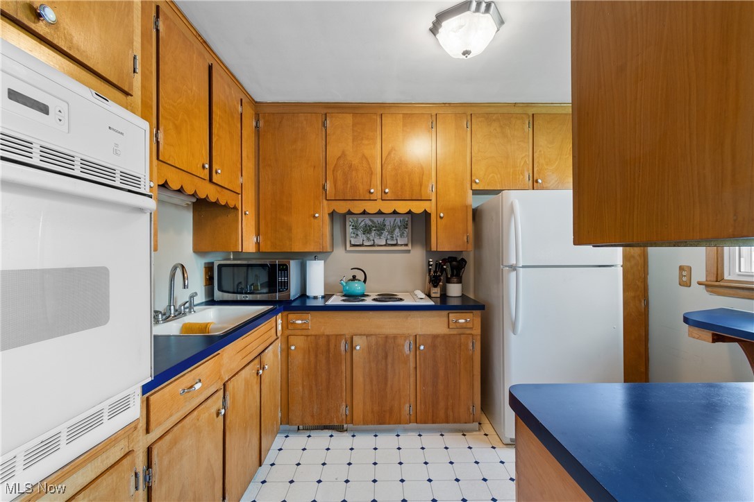 1015 Cornell Drive, Alliance, Ohio image 7