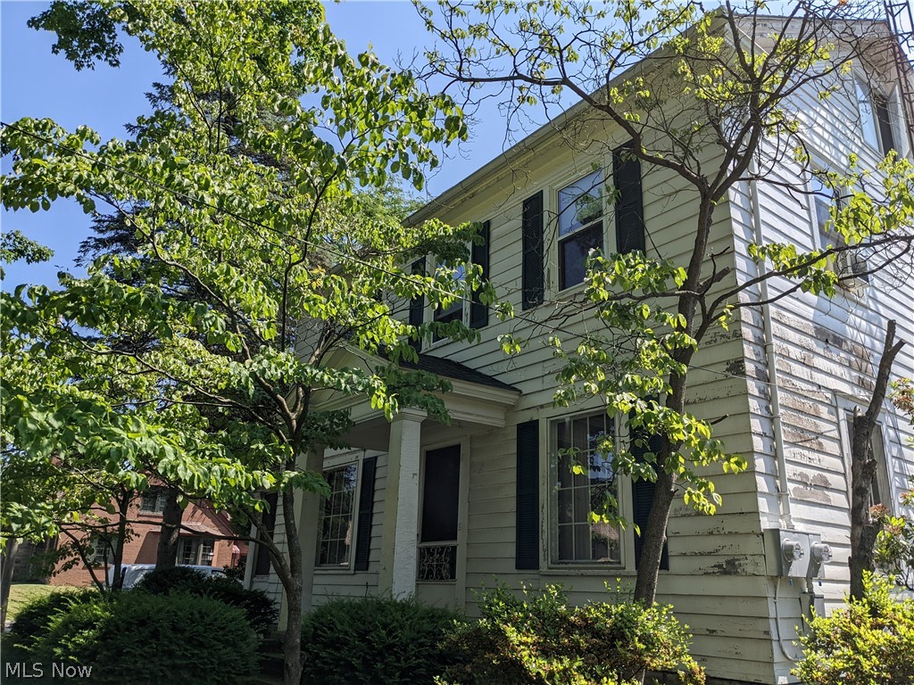 Ravenna Bldg Co - Residential