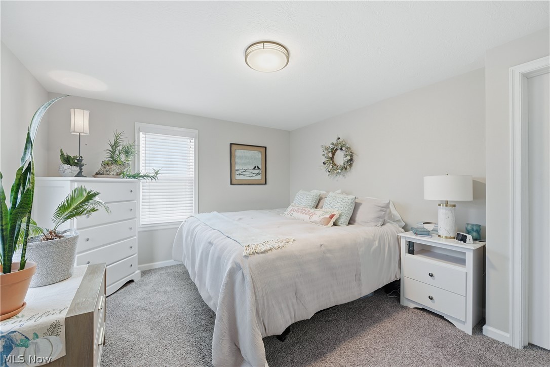 Lake View Park Realty - Residential