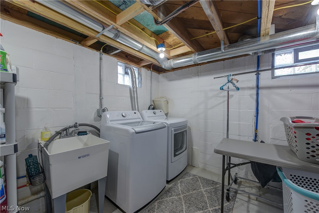 Lake View Park Realty - Residential