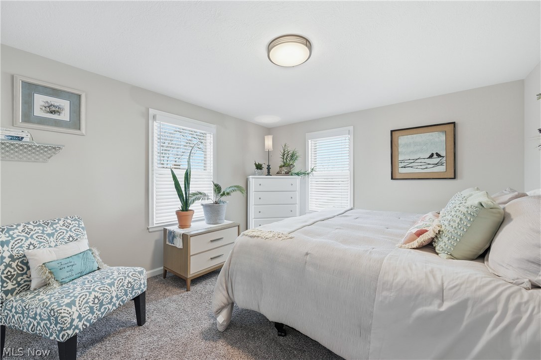 Lake View Park Realty - Residential