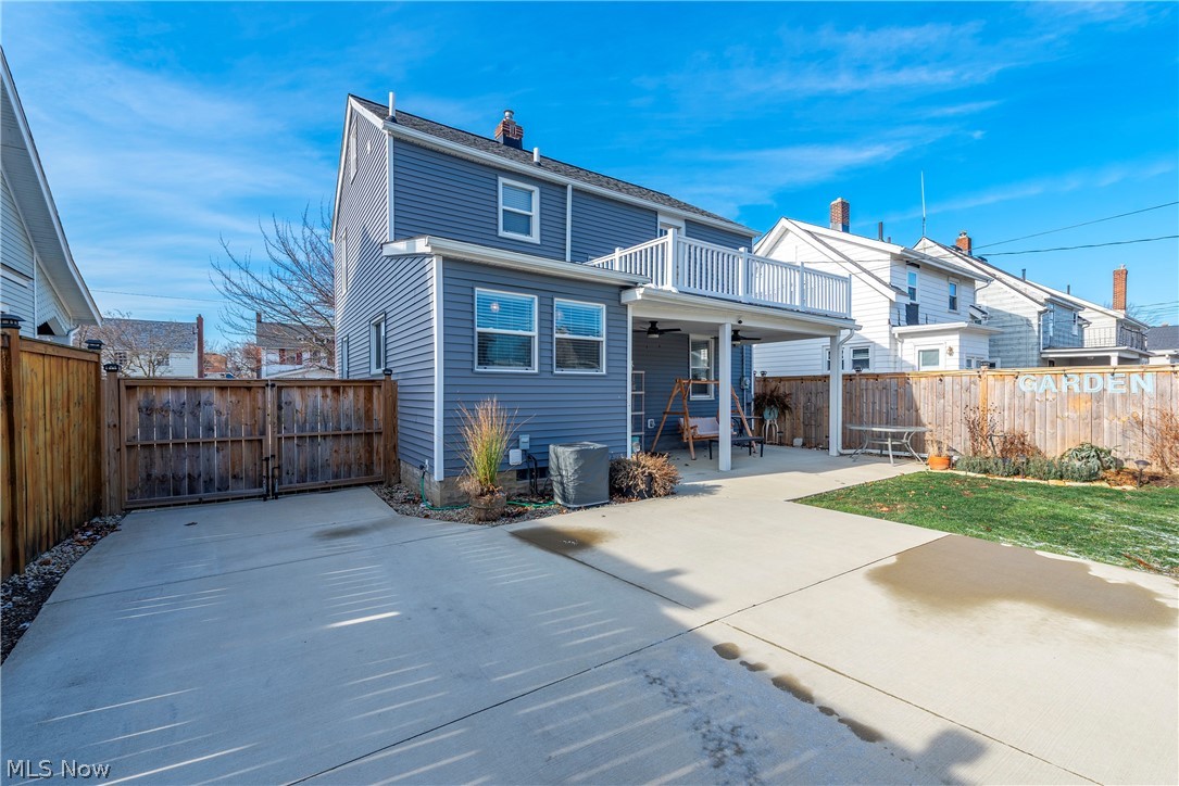 Lake View Park Realty - Residential