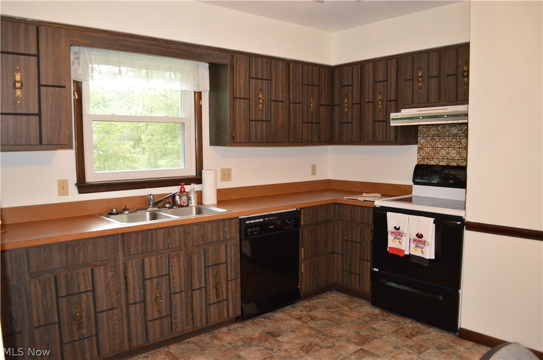 Pine Lake Estate #1 - Residential