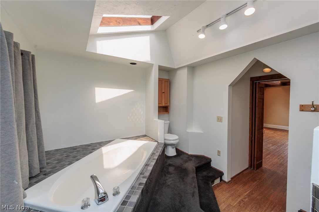 Lake Overlook - Residential