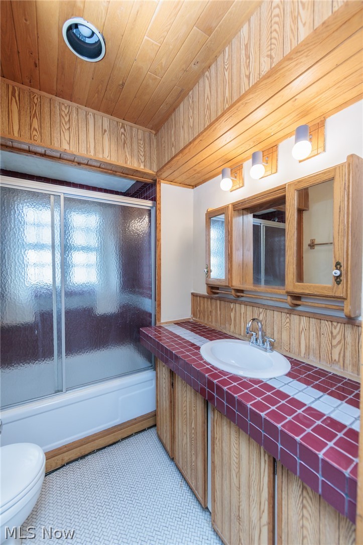 Lake Overlook - Residential