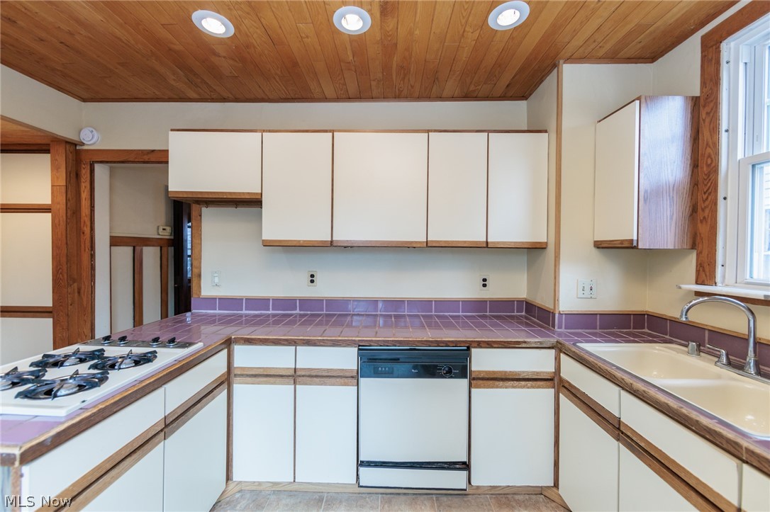 Lake Overlook - Residential