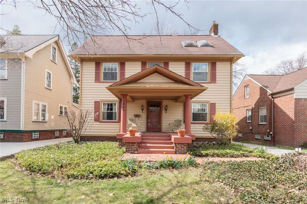 Photo of 1550 Rydalmount Road, Cleveland Heights, OH 44118 (MLS # 5197853)