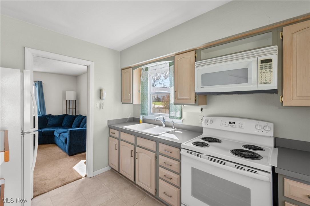 2130 Suncrest Drive, Cuyahoga Falls, Ohio image 15